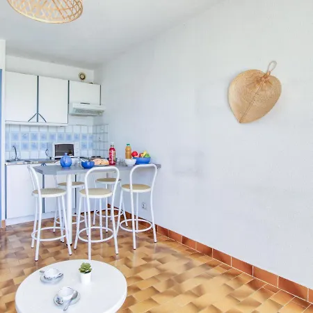 Les Lavandes-17 By Interhome Appartement
